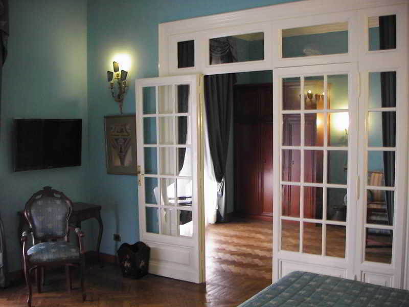Episcopo Lipinsky Luxury Suites Rzym Zewnętrze zdjęcie